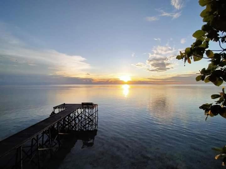 Maratua Dive Center And Lodge Maratua Island ภายนอก รูปภาพ