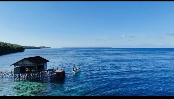 Maratua Dive Center And Lodge Maratua Island ภายนอก รูปภาพ